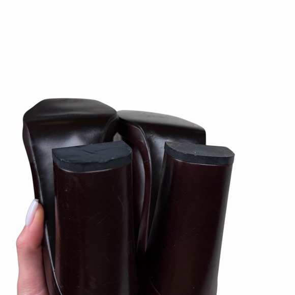 GUCCI‎ Women's Size 9 B Brown Leather Square Closed Toe High Block Hell Pumps - Picture 10 of 13
